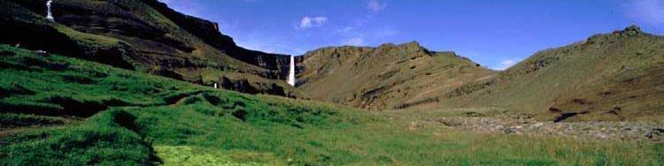Nordeuropa, Island: Hochland-Panorama des Hengifoss-Wasserfalls